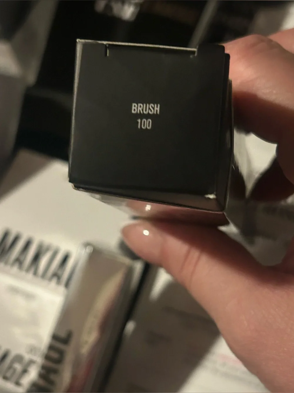 IL Makiage Foundation Blending Brush #100